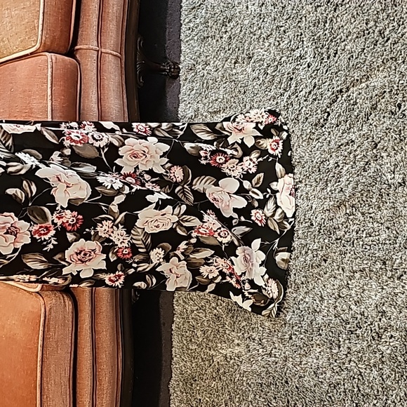 Vintage All That Jazz Floral Dress - Picture 11 of 11